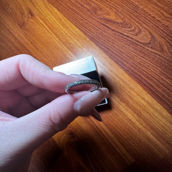 PANDORA Studded Diamond Ring - Picture 3 of 6